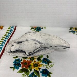 Bekka Handcrafted with Volcanic Ash Whale with Baby Figurine